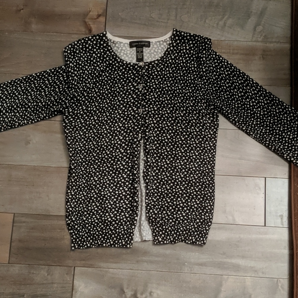 Cable and Gauge Woman's Cardigan